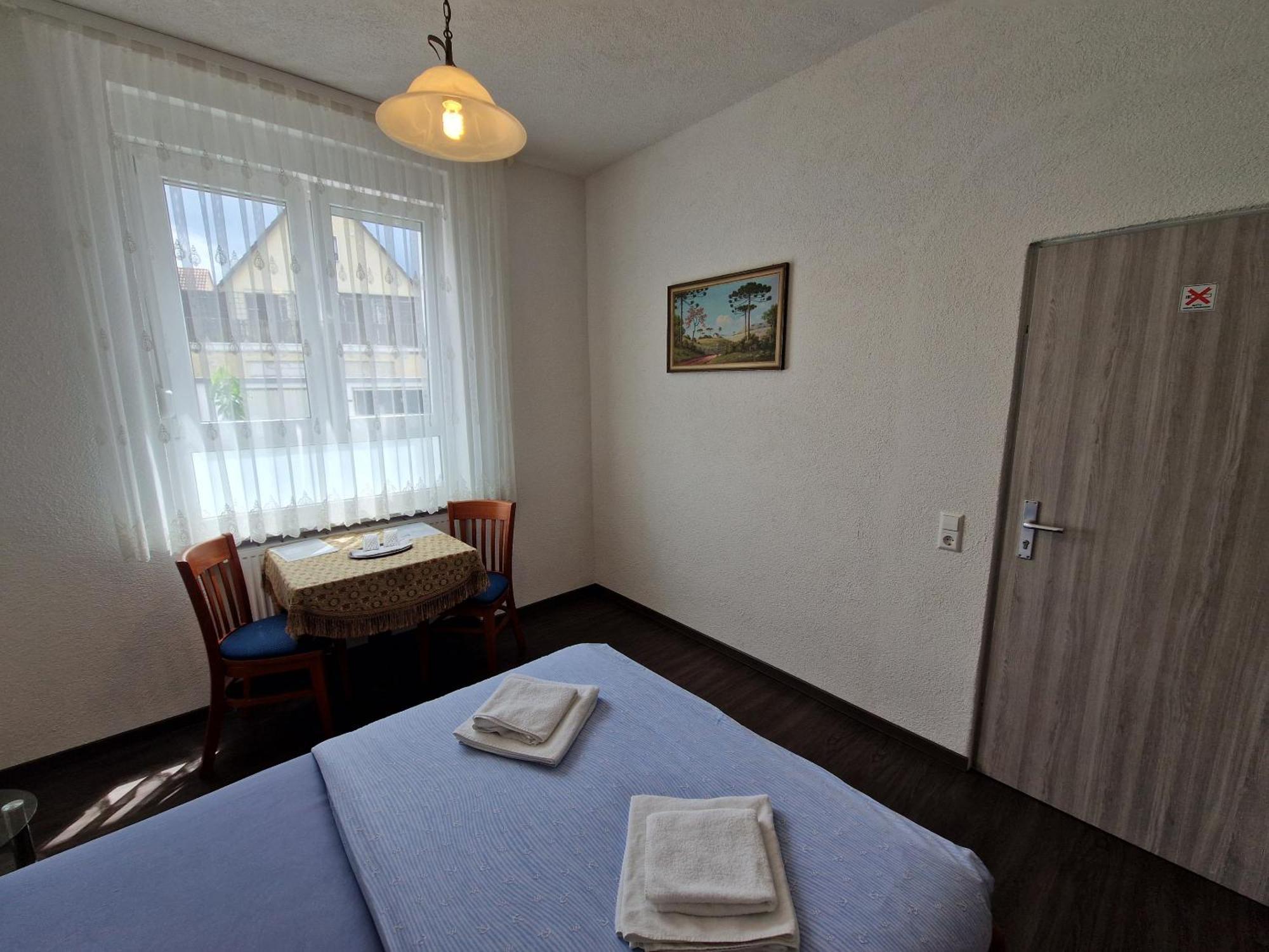 Pension Antalya Friedrichshafen Room photo